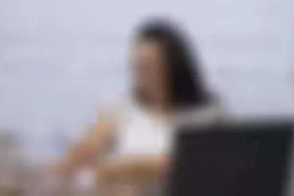 Amanda Tavares - Psicóloga especialista em Clínica Existencialista